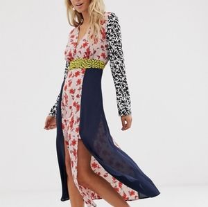 Summer midmaxi dress w/ front splits in mix print